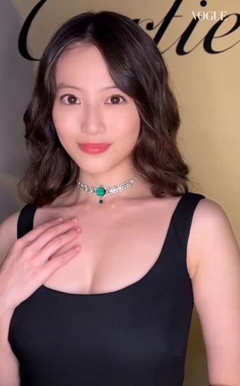 【動画】今田美桜、この谷間の先を想像するとたまらんわ